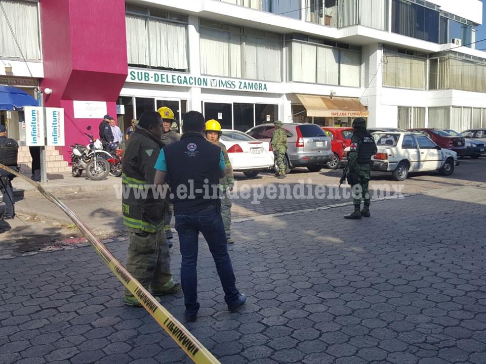 Evacuan oficinas del IMSS y SEP en Zamora por amenaza de bomba
