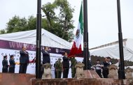 Encabeza Gobernador izamiento de Bandera Nacional en Morelia