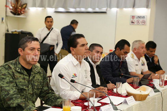 Revisan Gobernador y alcaldes resultados de estrategia de seguridad de la región Bajío