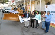 Alcalde de Jacona entregó maquinaria a SAPAJ y aseo público