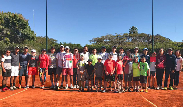 Realizaron Torneo Interclubes Infantil de tenis en el club campestre de Zamora