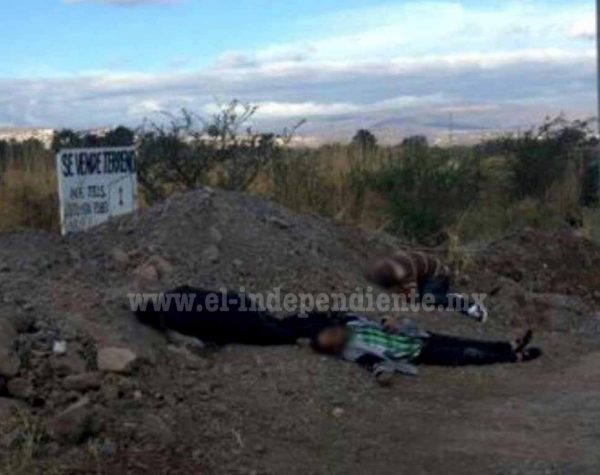 En una brecha de Sahuayo abandonan 3 cadáveres baleados