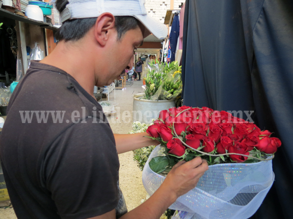 Caída en ventas provoca recortes en sector florista