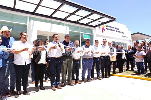 Inaugura Gobernador nuevo Centro de Salud de Huaniqueo