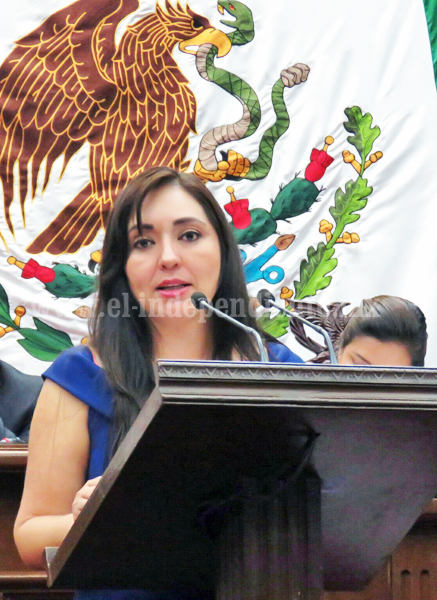 Noemí Ramírez propone juicio político a funcionarios que incurran en faltas con la población