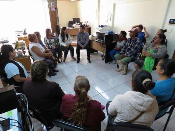 Diputada acompañó a vecinos de La Huanúmera a poner queja en Derechos Humanos