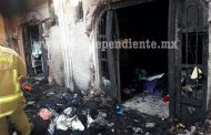 Se incendia negocio de ropa  en Zamora