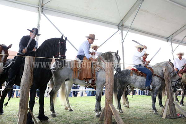 En un ambiente de fiesta y tradición Silvano Aureoles inaugura III Muestra Nacional de Ganado Cebú