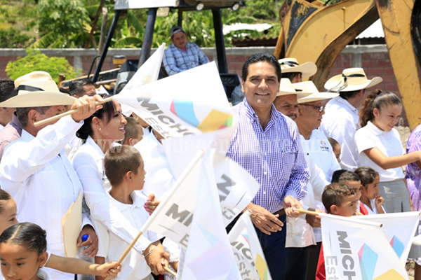 Con educación de calidad, transformaremos Michoacán, reitera Gobernador