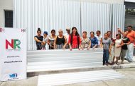 200 familias reciben láminas para protegerse de temporal de lluvias