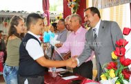 “Refrendo mi compromiso con la Educación de los ixtlanenses”: Ángel Macías, alcalde