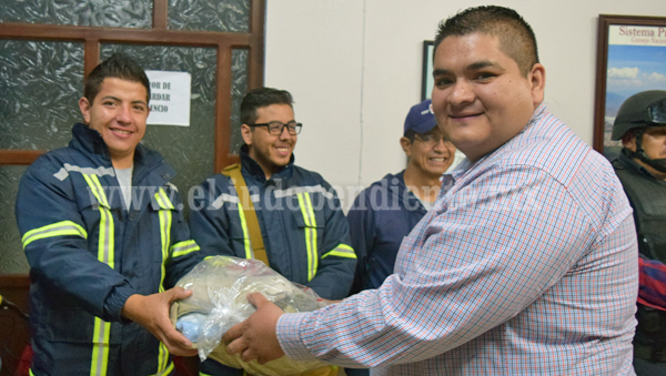Alcalde entregó uniformes a elementos de PC, Tránsito y Vialidad y Policía Michoacán
