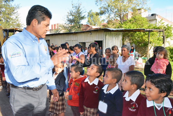Arrancaron en Jacona obras educativas por más de un millón de pesos