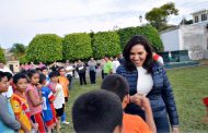Adriana Campos Huirache apoyará mejora en instalaciones de Liga Municipal de Futbol