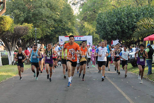 Con éxito realizan la 8va Carrera Atlética “Corre por tu Salud”