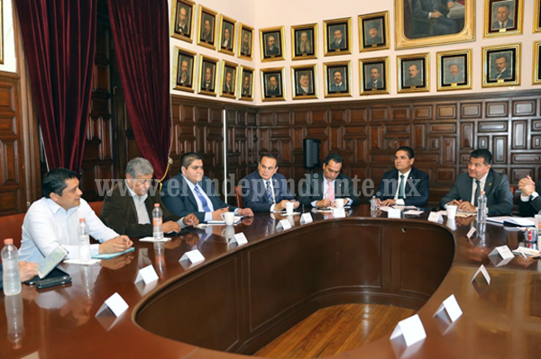 Se solidariza Gobernador con presidentes municipales del PAN