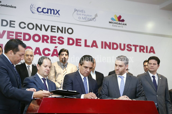 Firma Silvano Aureoles convenio en beneficio de pequeñas y medianas empresas de Michoacán