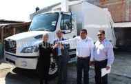 Entrega Gobierno del Estado camión recolector para el municipio de Ixtlán