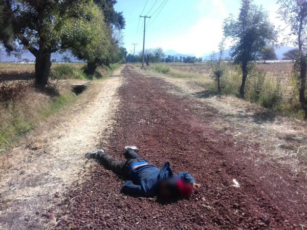 Abandonan cadáver baleado de un hombre en la brecha “Del León” de Zamora
