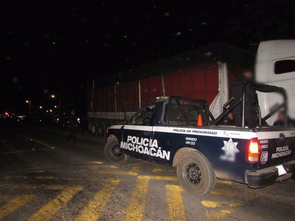 Subdirector de SP de Cotija es detenido y concentrado en el Cuartel Regional por hacer disparos al aire