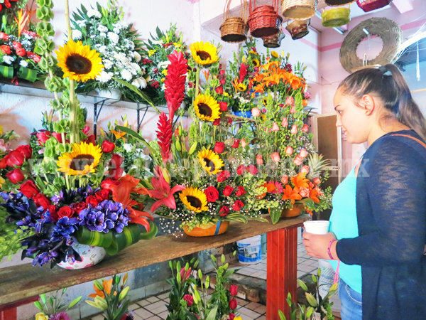 A la alza precio de las flores por Día de San Valentín