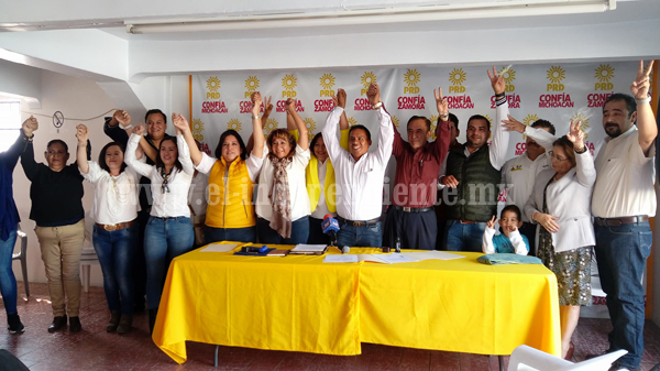 Formalizan dirigencia municipal del PRD en Zamora