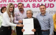 Ángel Macías invita a las familias para afiliarse al Seguro Popular