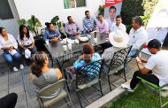 Atendió Sergio Flores propuestas de jóvenes ecuandurenses