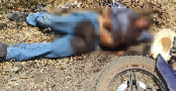 Matan a motociclista en una brecha hacia Ario de Rayón
