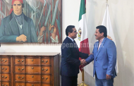Se reúne Gobernador con diputado Roberto López García