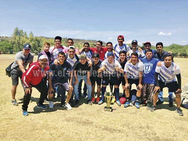 Estudiantes es el nuevo Campeón del “Torneo de Fútbol de Semana Santa” en Ixtlán