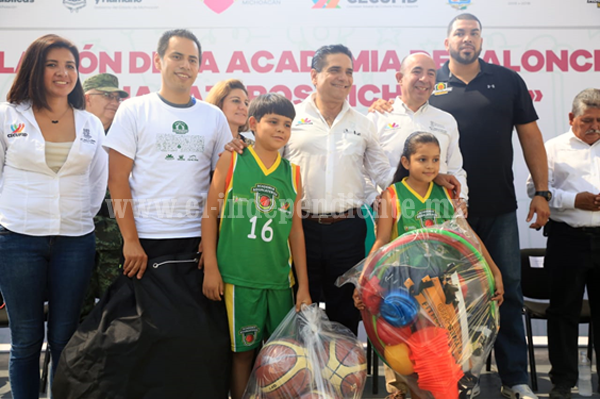 Inicia Academia de Baloncesto en Cenobio Moreno, mpio. de Apatzingán