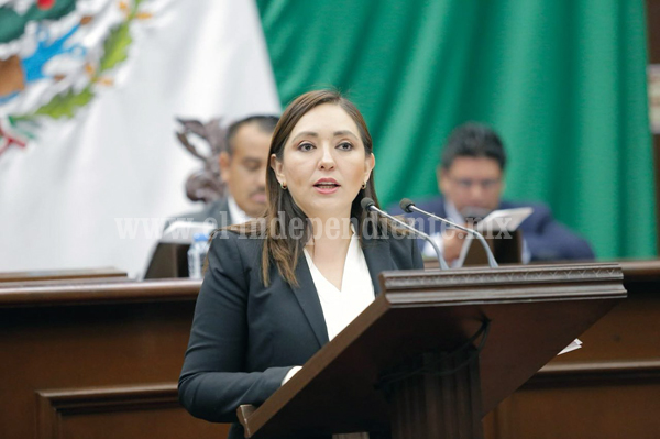 Propone Noemí Ramírez transformar el servicio público estatal