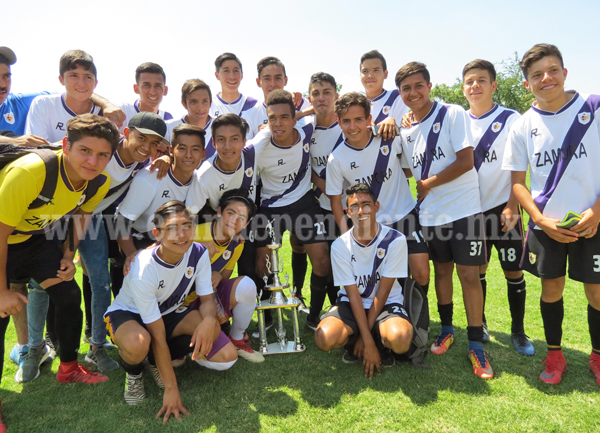 Zamora arrasó en el campeonato estatal de futbol