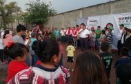 Rubén Nuño signa compromiso para escriturar colonia Guanajuatillo