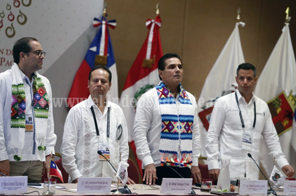 Propone Silvano Aureoles consolidar Foro de Gobernadores del Pacífico Mexicano