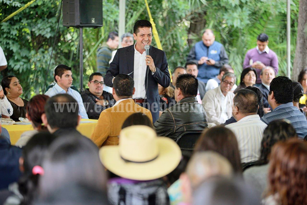 Toño García inició gira de trabajo por todo Michoacán