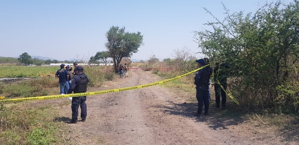 Encuentran cadáver con heridas de bala en el camino Ario de Rayón-El Pochote
