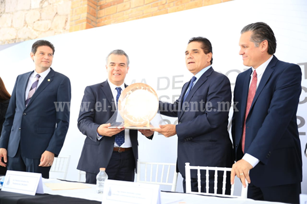 Crece más de 7% el sector industrial en Michoacán: Silvano Aureoles