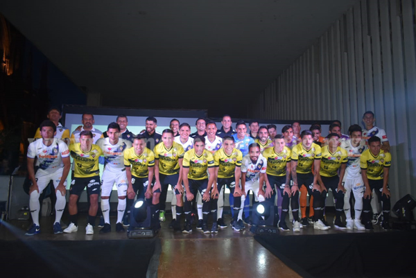 Real Zamora presentó a jugadores y uniformes para la temporada 2018-2019