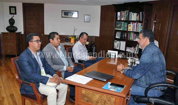 Alcalde de Tangancícuaro da seguimiento al nuevo Relleno Sanitario
