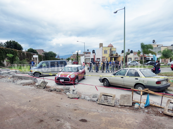 Vecinos de Kuntani bloquean acceso para dar salida a tráfico de Par Vial 20 de Noviembre