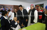 Entrega Gobernador Casa Estatal del Adulto Mayor en Zitácuaro