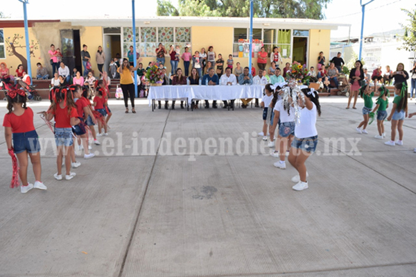 Inauguran rehabilitación de Jardín de Niños en Cojumatlán