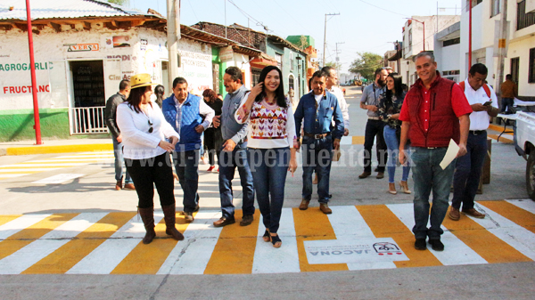 Inauguran rehabilitación de calle Constitución con inversión cercana a los 6 mdp