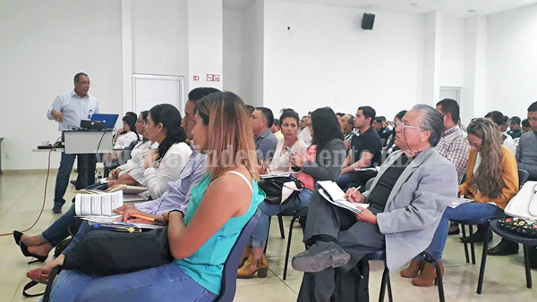 Capacita UMSNH a directores de Archivos Municipales de Región  Zamora