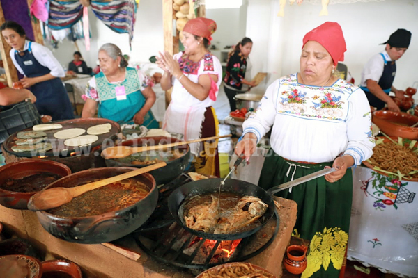 Asiste Gobernador a 2o Festival de la Gastronomía Michoacana