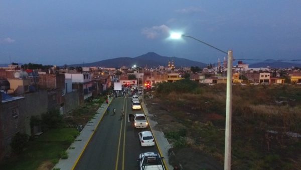 Gobierno local inaugura obra de iluminación del Par Vial Juárez