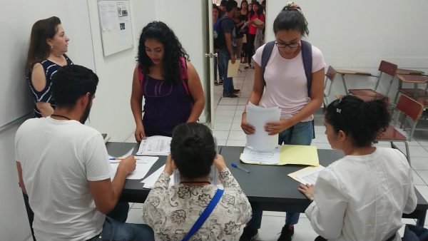 131 alumnos del Tec Zamora ya reciben beca federal