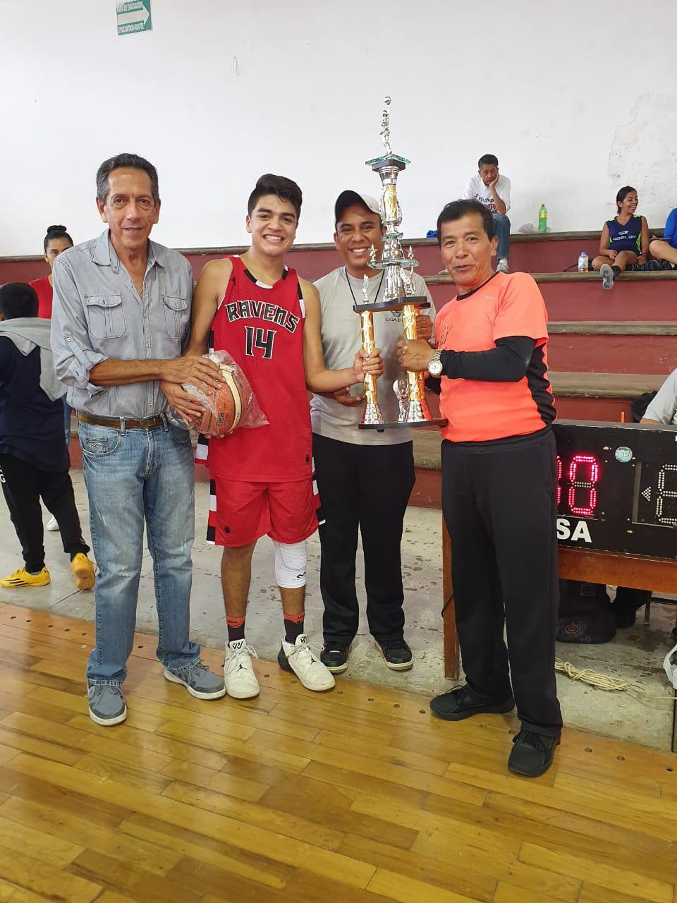 Raven´s “A” en varonil y Selección Zamora en femenil, fueron campeones de la liga D.I.A. de basquetbol